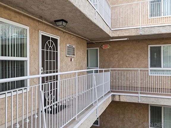 3rd image of 5252 Orange Ave Unit 421