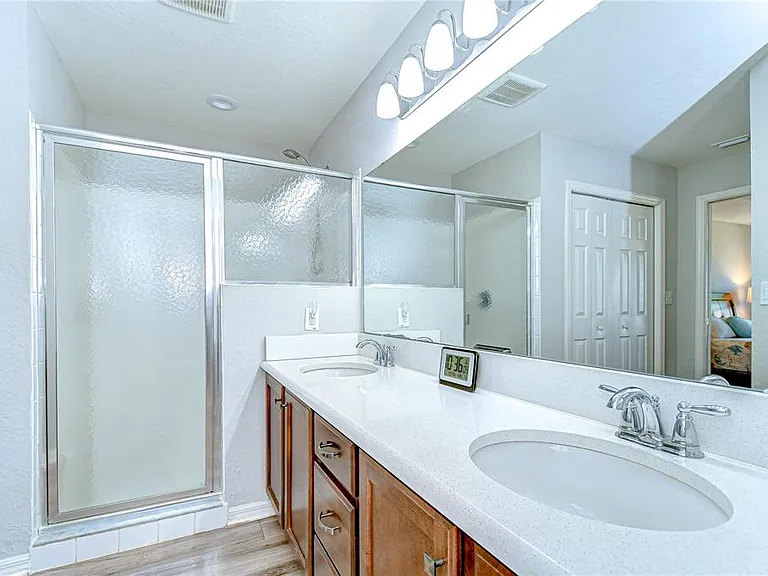 6731 Castle Green Pl — Photo 28