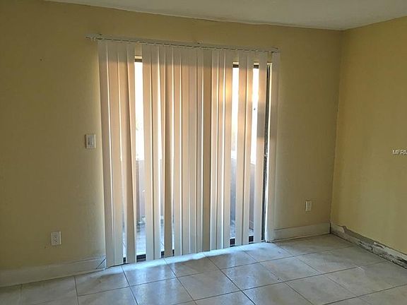 5th image of 8603 Postwood Cir Unit 104