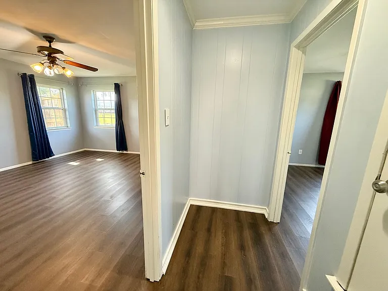 15412 FM 14 — Photo 8
