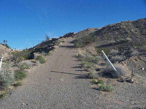 3rd image of 1821 Escalera Cir
