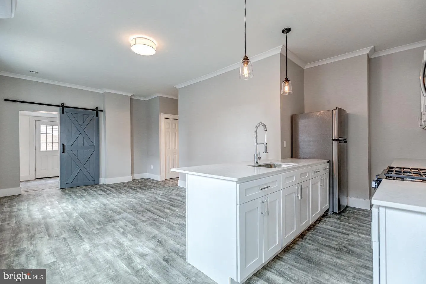2434 E Dauphin St — Photo 3