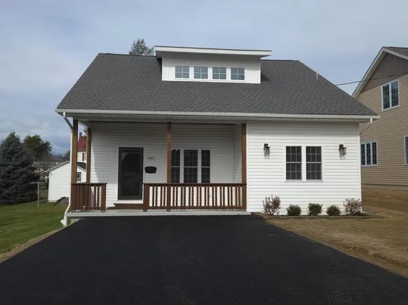 1015 Chambers St, Steelton, PA 17113