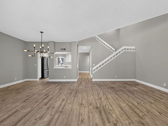 3rd image of 104 Hartford Dr #62