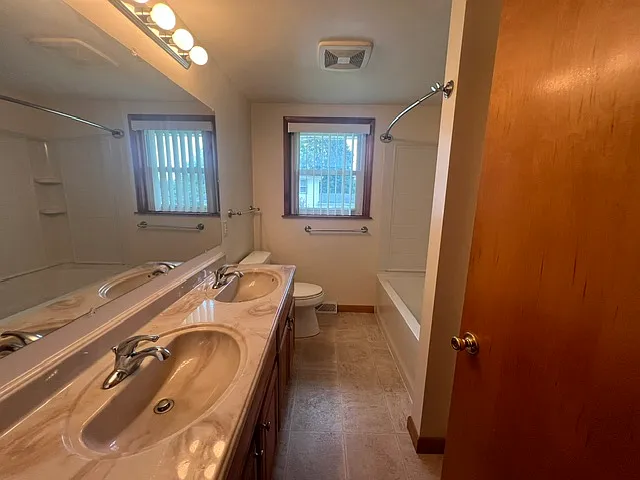 493 Logan Rd #493 — Photo 6