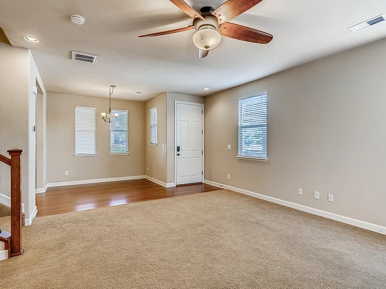 6378 S Xanadu Way — Photo 21
