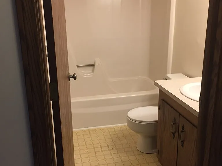 514 Orange St — Photo 4