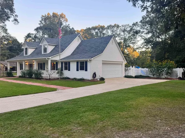 7160 Bear Cave Rd, Denham Springs, LA 70706