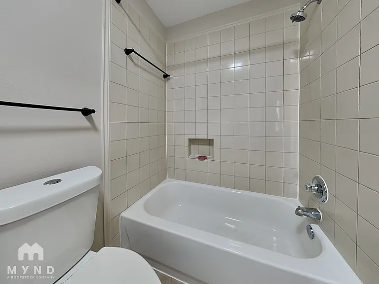 6128 Sidney St #A — Photo 15