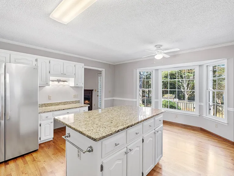 22 Country Club Dr — Photo 12