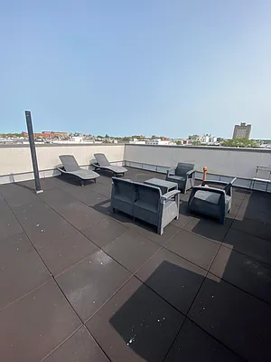 Rented by Pear NYC LLC | media 20