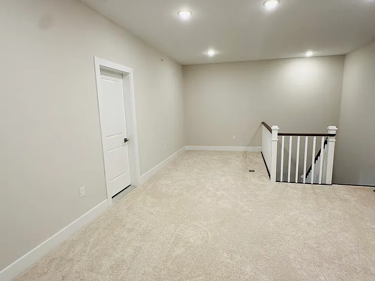 3402 Jordan Dr — Photo 13