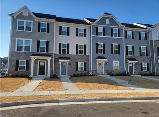 129 Pocosin Path #6D, Poquoson, VA 23662