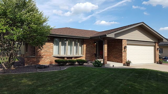 1st image of 8325 Parkview Dr