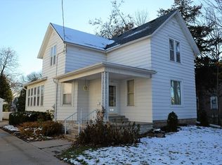 683 W 4th Ave, Oshkosh, WI 54902