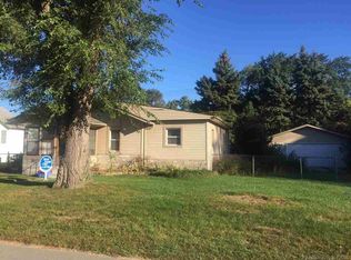 1065 Hartland Dr, Troy, MI 48083
