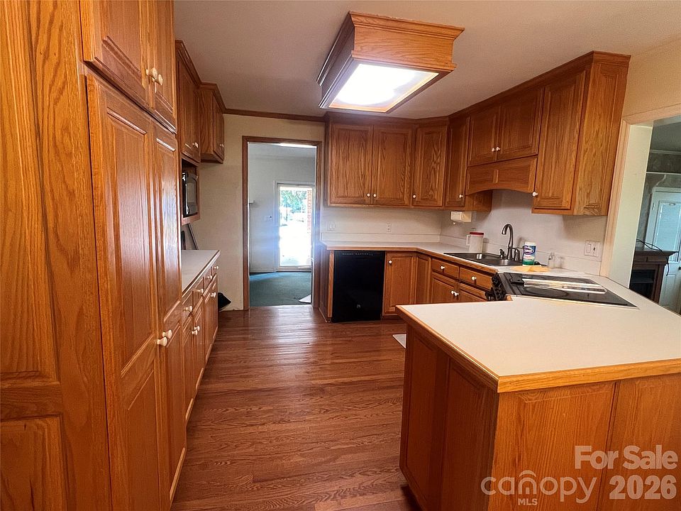 1st image of 3393 Anderson Mountain Rd