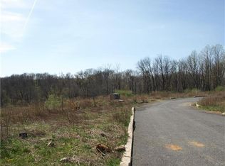 2012 Alex Rd, Easton, PA 18040