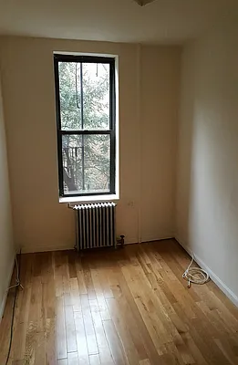 Rented by NYC Realty Brokers LLC | media 10