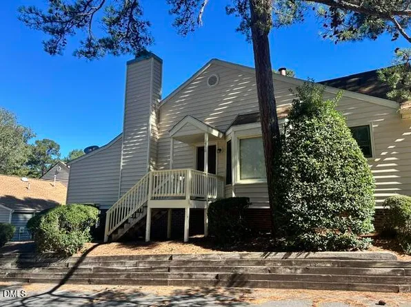 6550 English Oaks Dr, Raleigh, NC 27615