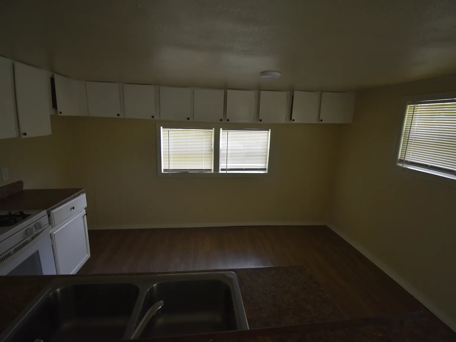 2 bed, 800 sqft, $849 — Photo 4