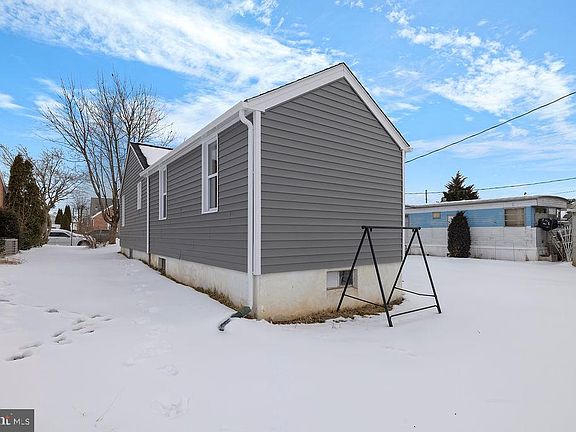 4th image of 1806 Filbert St