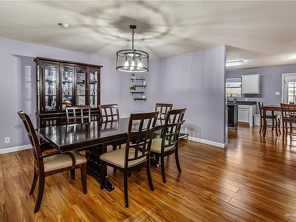 3rd image of 1320 Rio Comal Cir