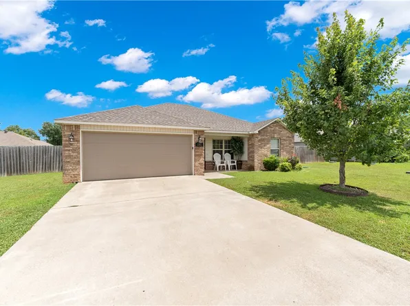 3381 Justice Dr, Bethel Heights, AR 72764