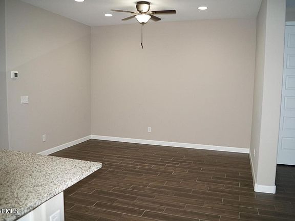 4th image of 717 W Anderson Dr