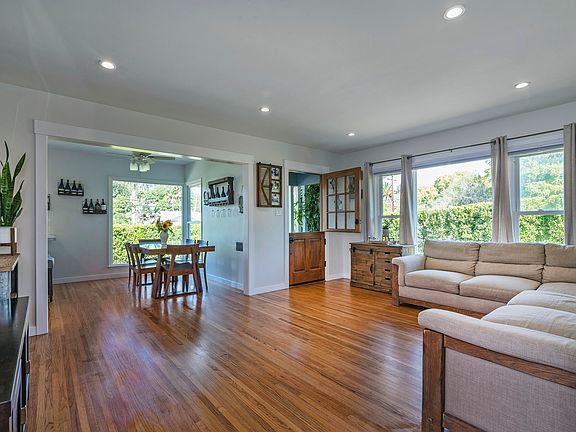4th image of 221 Romaine Dr
