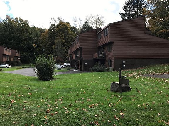 2nd image of 663 Idlewood Blvd