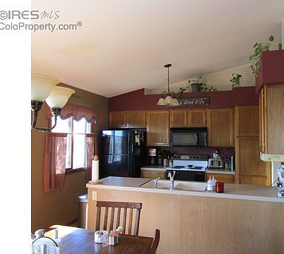 4th image of 7 Orchid Ct