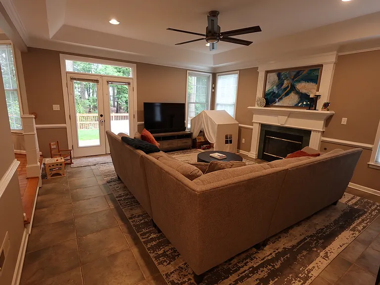 203 Rock Creek Ct — Photo 8