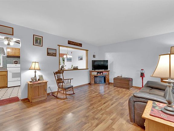 2nd image of 3213 Bristol Hall Dr