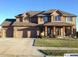 17811 Burdette St, Omaha, NE 68116