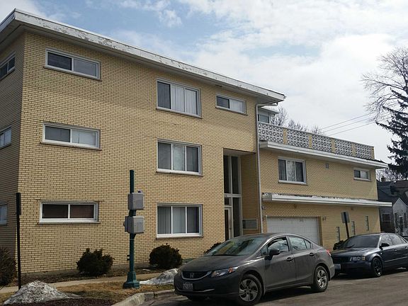 4th image of 8701 S Sacramento Ave APT 1