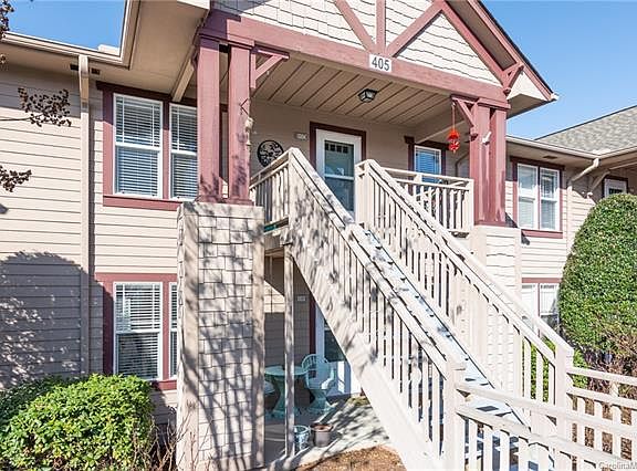 2nd image of 405 Deermouse Way #1304