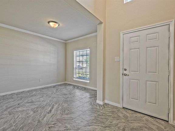 3rd image of 13309 Suntail Ct