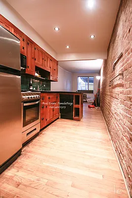 Rented by Hecht Group | media 14