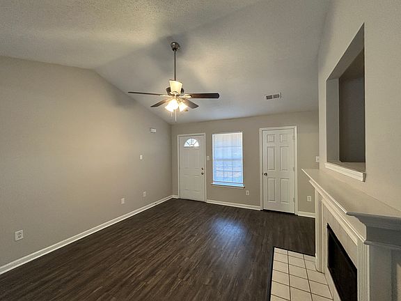 2nd image of 2350 Lasonya Ln