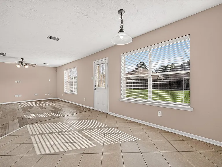 24722 Garnet Shadow Ln — Photo 21