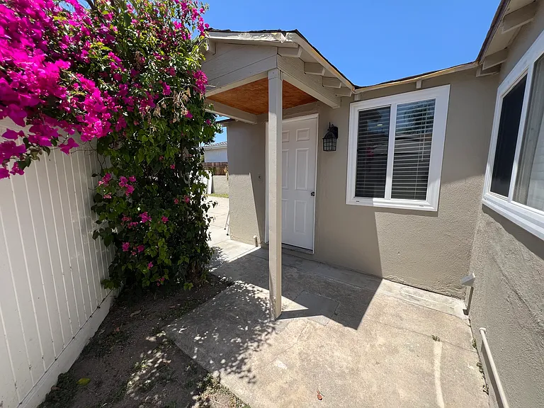 1809 Bonita Ave #1809 — Photo 3