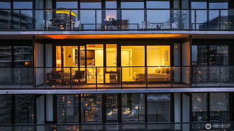 3rd image of 300 Virginia Street #2304