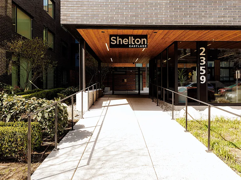 Shelton Eastlake — Photo 21