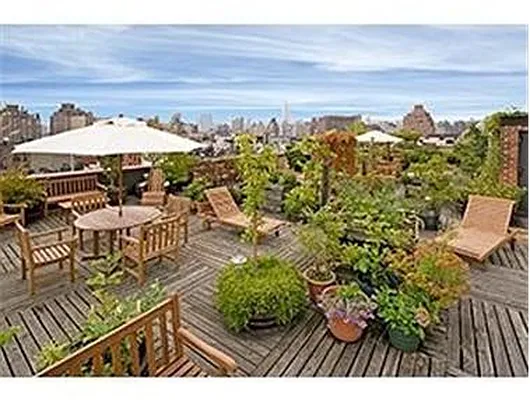 Sold by Douglas Elliman | media 27