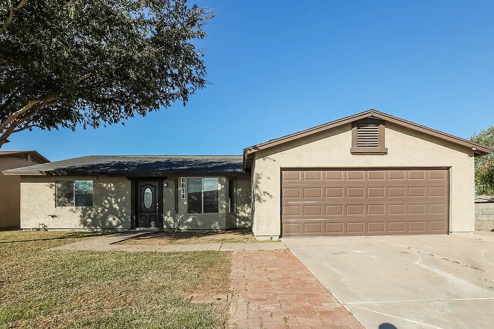 4 bed, 2.0 bath, 1708 sqft, $2,020 — Photo 1