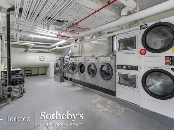 78-14 Austin Street image 10 of 15