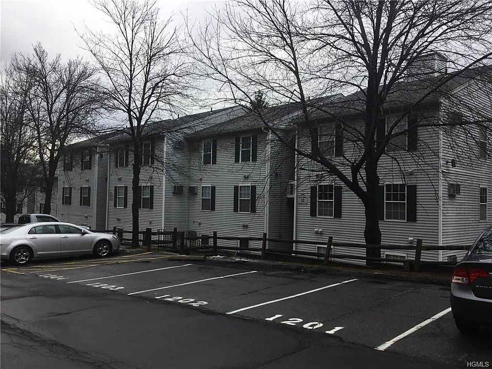 1st image of 12 Lexington Hills Unit 12