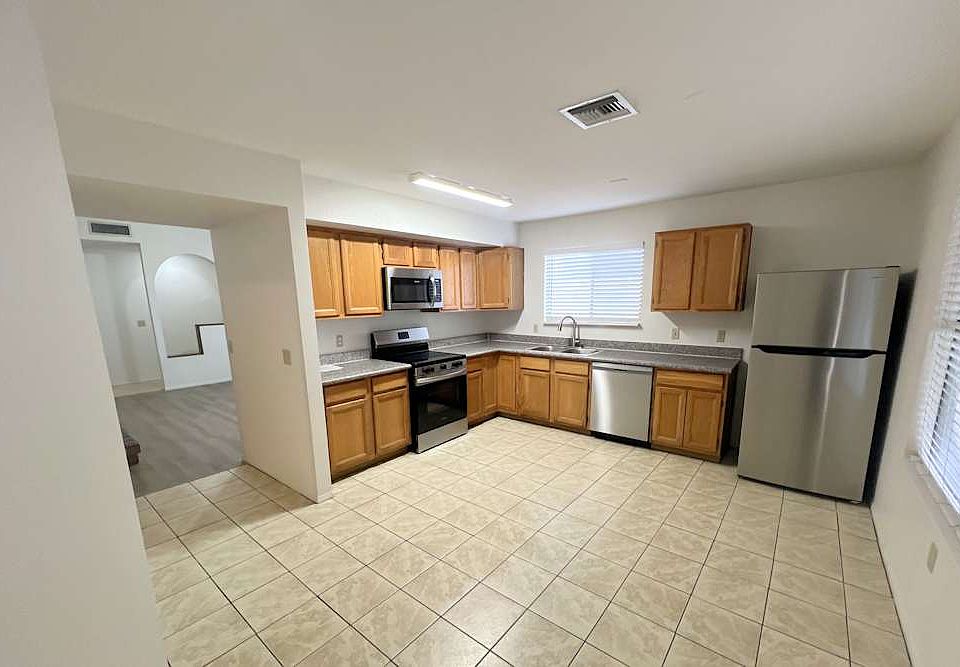 1st image of 6429 Cayenne Dr #G