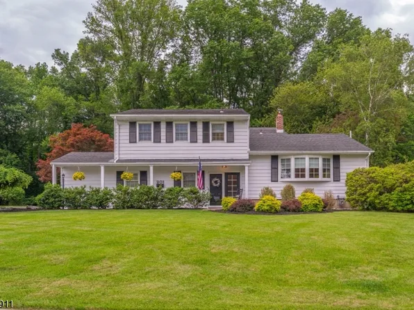 201 Dorset Dr, Clark Twp., NJ 07066